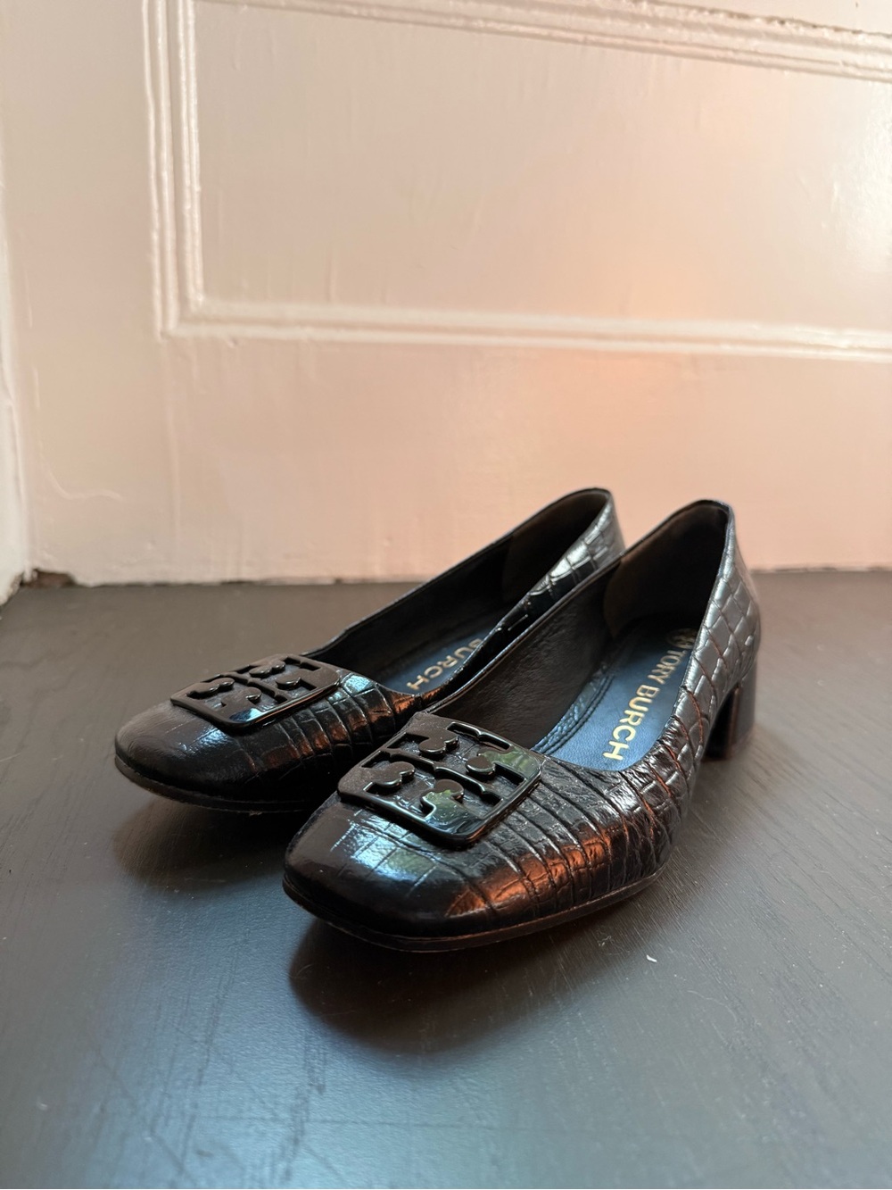 Tory Burch Black Croc-Embossed Logo Block Heel Pumps